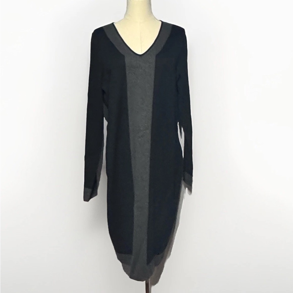 Max Studio Black and Gray Midi Dress